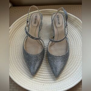 Womens dress shoes size 9.5 Wide